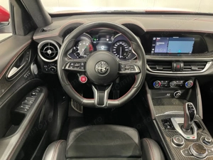 Alfa Romeo Stelvio - imagine 6