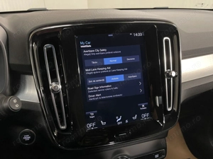 Volvo XC 40 - imagine 18