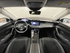 Peugeot 308 - imagine 7