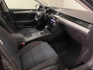 Volkswagen Passat - imagine 11