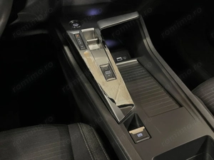 Peugeot 308 - imagine 18