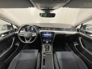 Volkswagen Passat - imagine 8