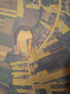 Prorietate mixta: teren - casa - anexe: Poroinica, Dambovita