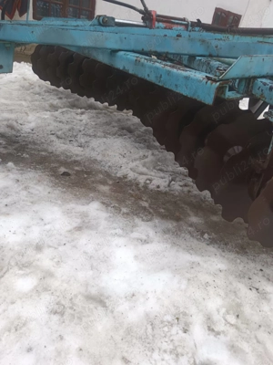 Vând disc de piatra neamț în stare foarte bună discul este pe rulmenți mai multe nr   - imagine 3