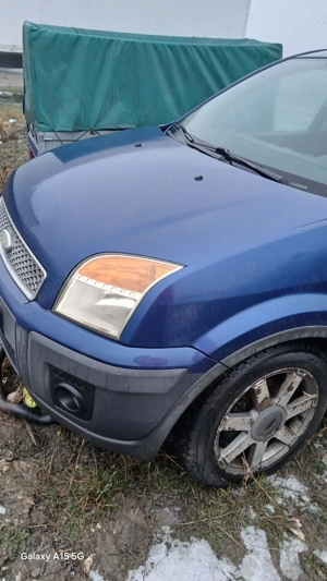 Vand masina pentru piese  fier vechi 