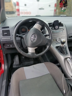 Vând Toyota Auris  - imagine 9