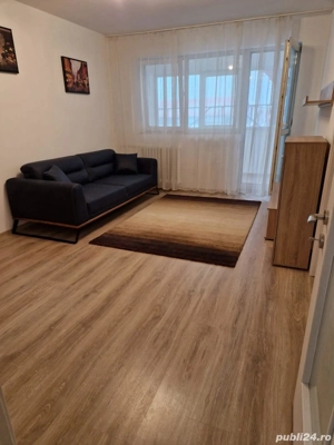 Inchiriez apartament 2 camere pe bd.Tineretului zona centrala langa metrou Tineretului si parc