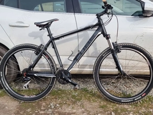 Bicicleta Cube Aim race