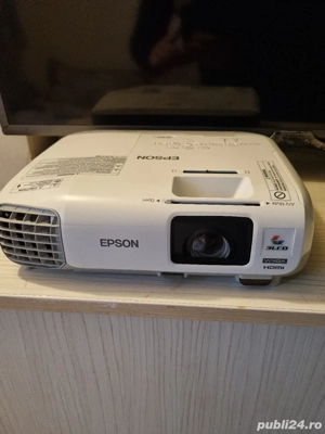 Proiector Epson EB-W29   lampă 442h, stare foarte bună
