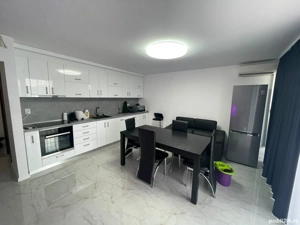 Vand apartament 3 camere amenajat modern