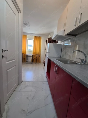Camera de camin cu baie proprie,etaj 4,cu chirias - imagine 5