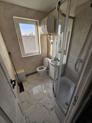 Camera de camin cu baie proprie,etaj 4,zona Bularga