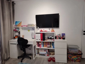 Apartament 4 camere de vanzare