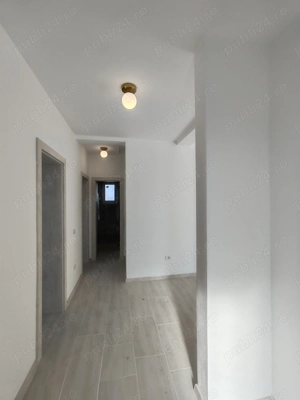 Vând casă singular  - imagine 9