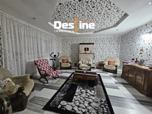 Casa cu etaj si mansarda, 7.200 mp teren, in comuna Probota  - imagine 2