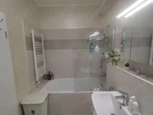  2 camere   terasă 42 mp cu loc de parcare  - imagine 8