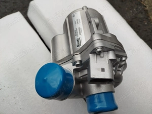 Pompă de apă BMW, Nouă,Cod 831075 Nissens 