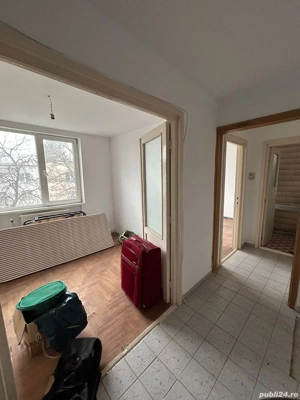 De vanzare apartament cu 3 camere, zona Ion Creanga 38.900e