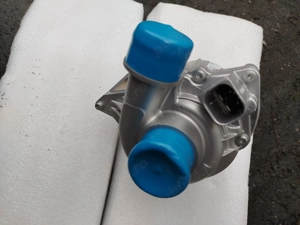 Pompă de apă BMW, Nouă,Cod 831075 Nissens  - imagine 3