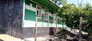 Casa de vanzare, sat Gugesti, comuna Botesti, jud. Vaslui, 34500 neg. - imagine 2