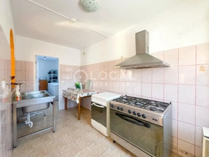 Oferim spre vanzare cladire + teren in Arpasu de Sus, Sibiu - imagine 4