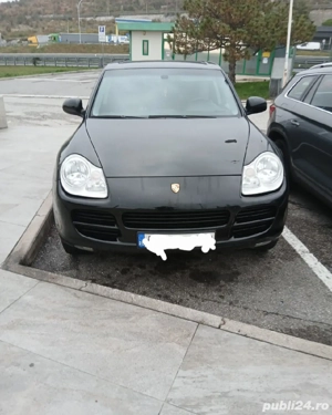 vând Porsche Cayenne