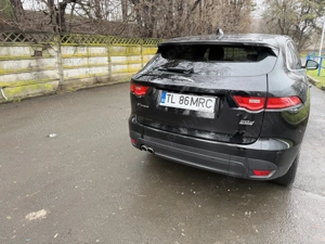 Vind Jaguar F-pace 2020 ,2.0d,180cp,184k km,awd,diesel negru - imagine 7