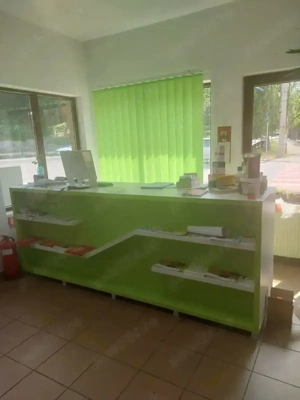 Vand mobilier magazin