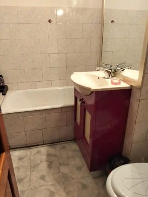 proprietar închiriez apartament cu două camere decomandat  - imagine 4