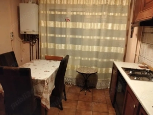 proprietar închiriez apartament cu două camere decomandat 
