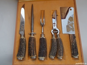 Set cutite servire friptura, gratar WUSTHOF Solingen maner corn cerb lame gravate tema vanatoare