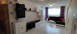 Închiriez apartament cu 2 camere la Via Romana