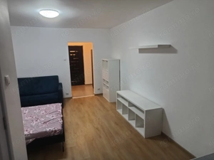 Garsonieră Titan, etaj parter cu balcon, mobilată complet, prima închiriere