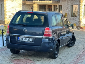Opel Zafira 1.9 CDTI Essentia Diesel - imagine 4