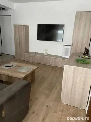 De închiriat apartament 2 camere Apărătorii Patriei