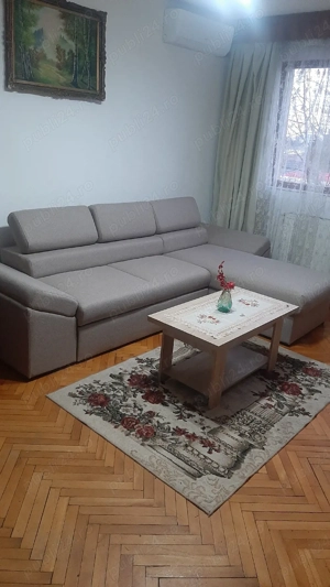închiriez Apartament 3 Camere