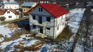 Casă de vânzare în comuna Băiculești, sat Zigoneni, județ Argeș