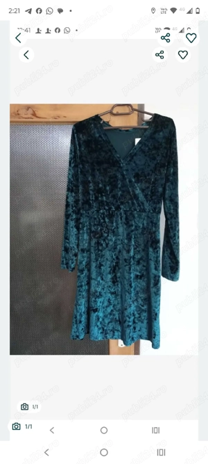 Rochie catifea ,40 lei