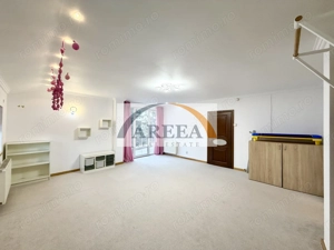 Vilă cu curte mare și piscină – ideală pentru familie, Pipera - imagine 13