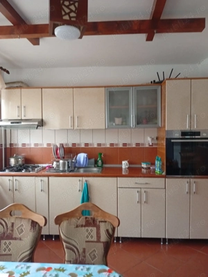 Casă cu 2 intrări zona 9 Mai | Parter comercial + etaj locuința | Mansarda - imagine 5