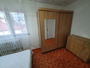 Zona Sagului. Etaj intermediar. Bloc anvelopat. Mobilat. Pret avantajos - imagine 4