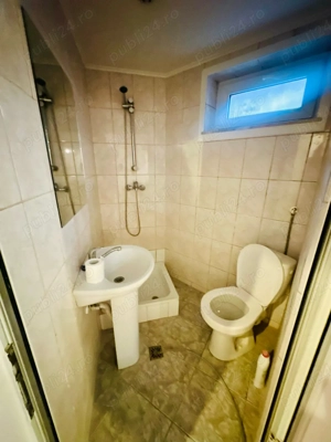 Dacia -Toamnei garsoniera cocheta in vila anvelopata 33000 EURO - imagine 5