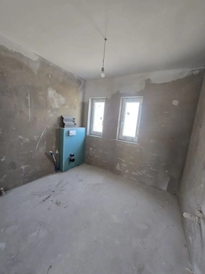 Giroc-Bld. Aviatiei | 5 camere | 3 bai | Bucatarie inchisa | Asfalt - imagine 10