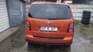 VW Touran cross1.4 AUTOMATIC TSI    140 CP benzina - imagine 15