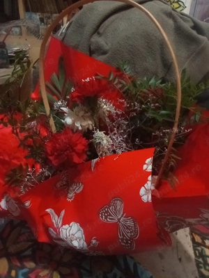 Buchete și aranjamente florale 