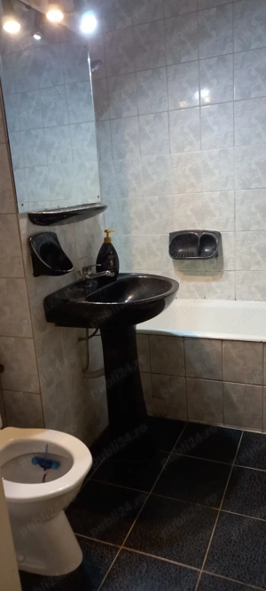 Inchiriez sau vand apartament izolat cu 2 camere, situat ultracentral in Zalau, et2 din 4 - imagine 5