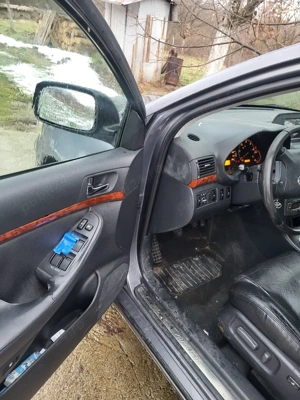 vând mașină secând hand - imagine 3