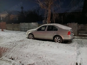 VW Bora 1.6 Benzina  - imagine 6