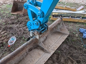 Mini excavator kubota 2, 3tone  - imagine 5