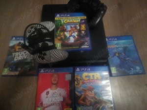 Vand PS 4,  500gb storage